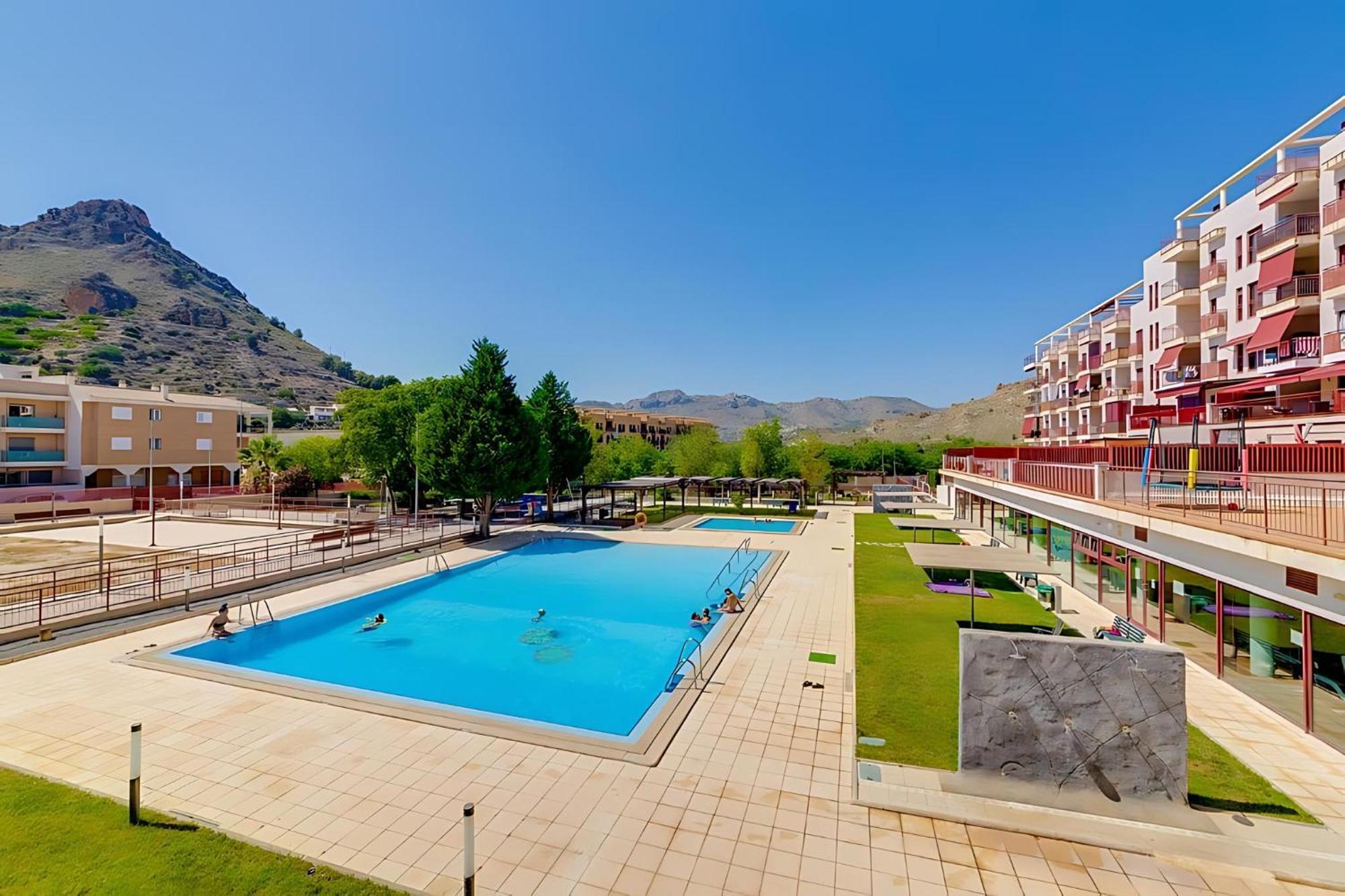Balnea Experiences - Apartamentos Con Piscina Exterior, Jacuzzi Y Gimnasio أرشينا المظهر الخارجي الصورة